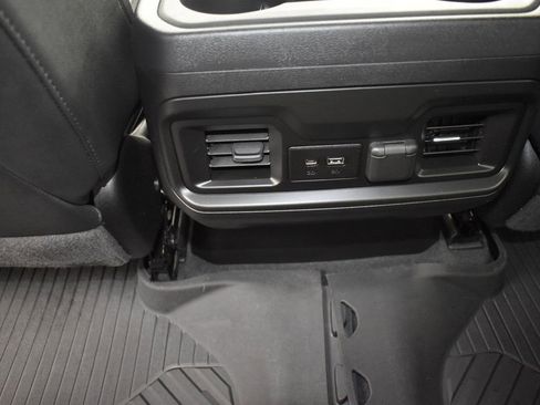 Used 2022 Chevrolet Silverado 1500 RST image 20