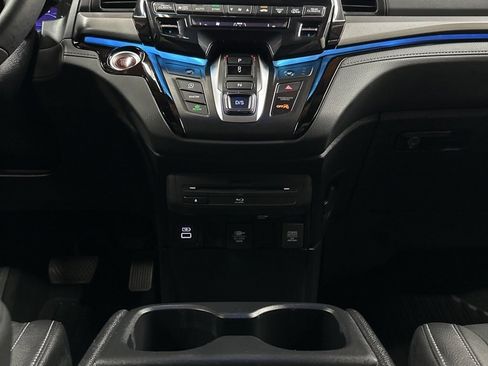 Used 2024 Honda Odyssey Touring image 23