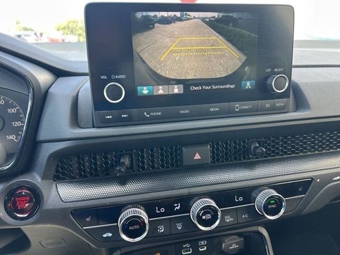 Used 2023 Honda CR-V EX image 12