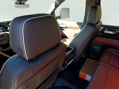 New 2026 GMC Sierra 3500 Denali Ultimate image 21