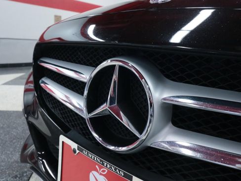 Used 2017 Mercedes-Benz C 300 4MATIC Sedan image 34