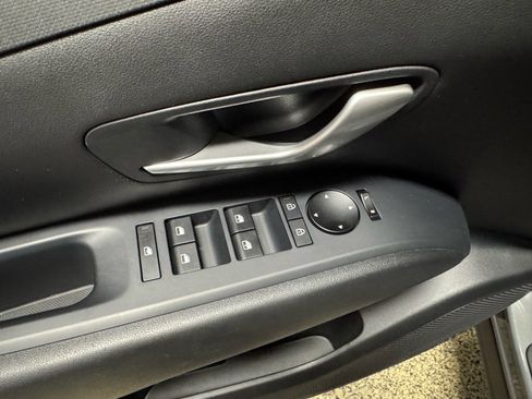 Used 2025 Hyundai Tucson SEL FWD image 16