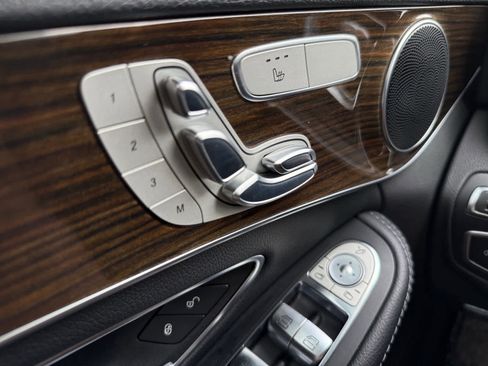Used 2017 Mercedes-Benz C 300 4MATIC Sedan image 28