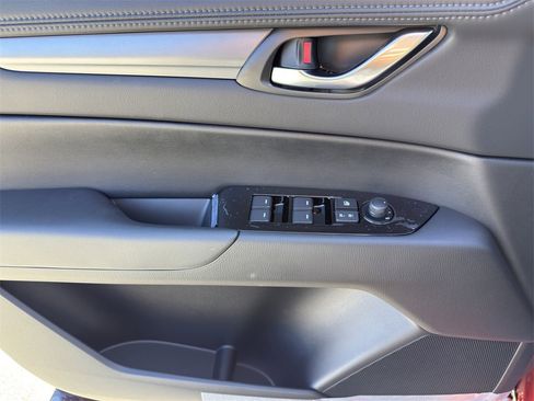 New 2025 MAZDA CX-5 AWD 2.5 S w/ Preferred Package image 17