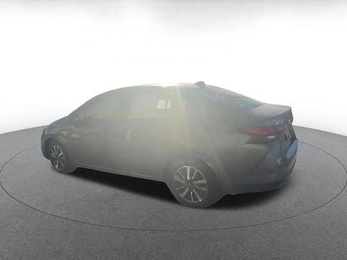 Used 2025 Nissan Versa SV FWD image 10
