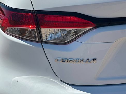 Certified 2024 Toyota Corolla LE FWD image 32