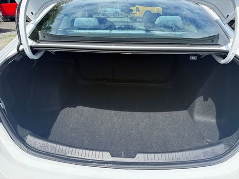 Used 2022 Chevrolet Malibu LS w/ Driver Confidence Package FWD image 29