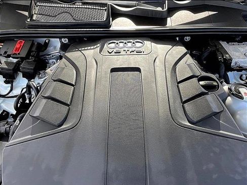 Used 2019 Audi Q7 3.0T Premium Plus w/ Premium Plus Package image 11