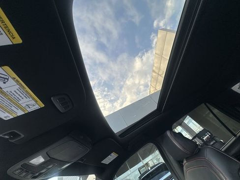 Used 2024 Ford Expedition Limited image 28