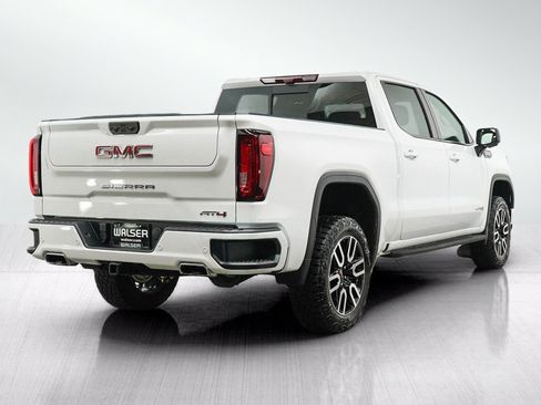 Used 2024 GMC Sierra 1500 AT4 w/ Technology Package AWD/4WD image 5