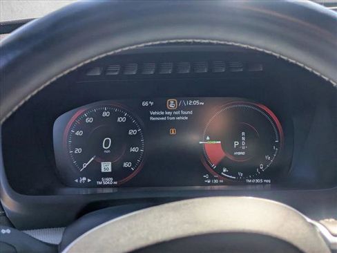 Used 2021 Volvo XC90 T8 R-Design w/ Advanced Package image 13