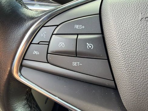 Used 2019 Cadillac XT5 FWD image 20