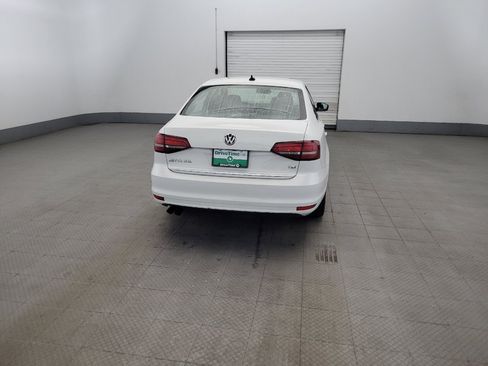 Used 2017 Volkswagen Jetta SEL FWD image 7
