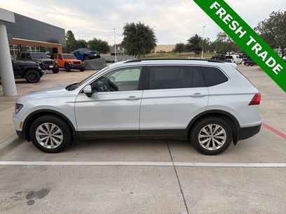 Used 2018 Volkswagen Tiguan SE