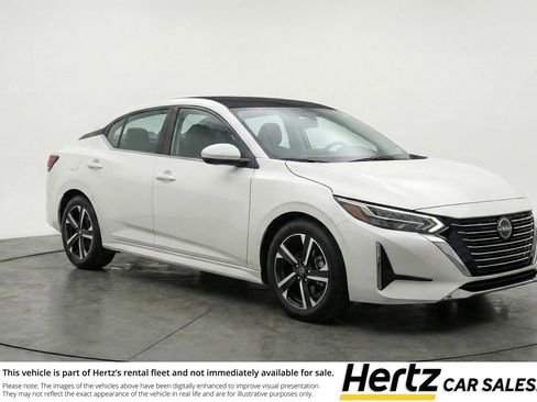 Used 2025 Nissan Sentra SV image 1