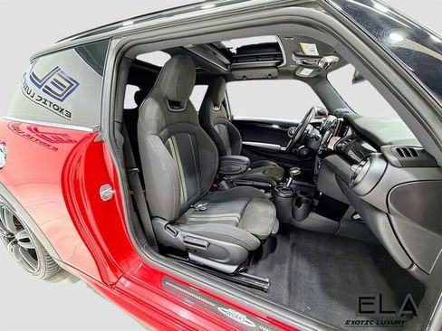 Used 2019 MINI Cooper John Cooper Works w/ Premium Package image 30