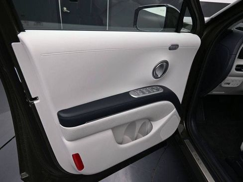 New 2026 Hyundai Palisade Calligraphy FWD image 13