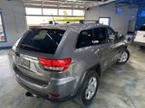 Used 2012 Jeep Grand Cherokee Limited image 2