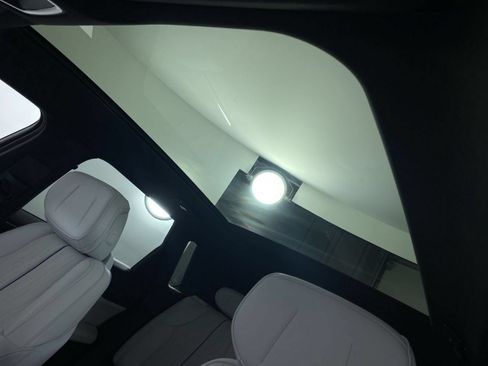 Certified 2024 Cadillac Lyriq Sport AWD/4WD image 10
