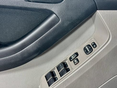 Used 2006 Toyota 4Runner Sport RWD image 16