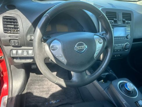 Used 2015 Nissan Leaf S w/ Charge Package image 14