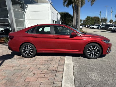 New 2026 Volkswagen Jetta SE image 5
