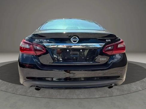 Used 2018 Nissan Altima 2.5 SR w/ SR Special Edition FWD image 4