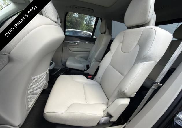 Used 2024 Volvo XC90 B6 Plus AWD/4WD image 10