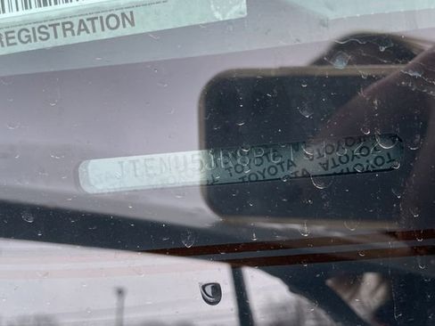 Used 2023 Toyota 4Runner SR5 Premium w/ Moonroof Package image 37