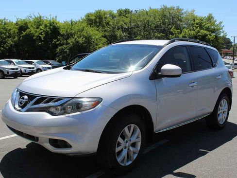 Used 2014 Nissan Murano SV AWD/4WD image 1