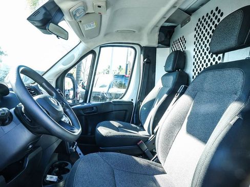 Used 2023 RAM ProMaster 2500 image 24