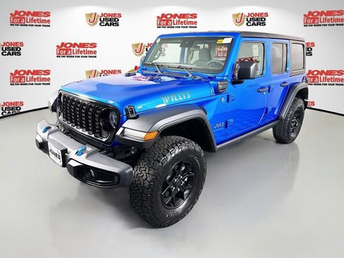 Used 2024 Jeep Wrangler Unlimited AWD/4WD image 14
