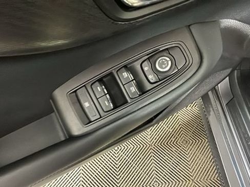 Used 2022 Subaru Legacy Premium AWD/4WD image 11