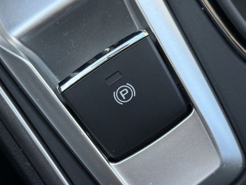 Certified 2021 Subaru Ascent Limited w/ Popular Package #2A image 29