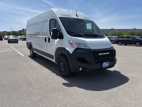 Used 2023 RAM ProMaster 3500 w/ Driver Convenience Group image 7