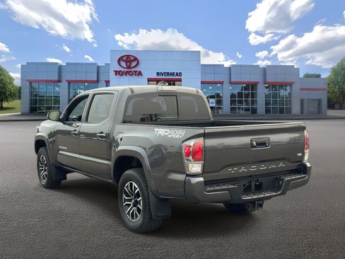Certified 2022 Toyota Tacoma TRD Sport w/ Technology Package AWD/4WD image 6