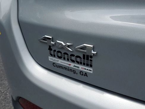 New 2025 Jeep Compass Sport image 8