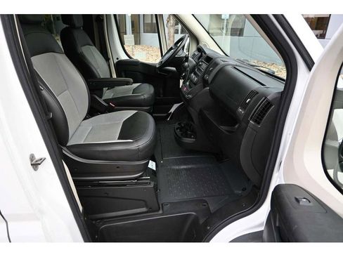 Used 2015 RAM ProMaster 2500 w/ Interior Convenience Group FWD image 15