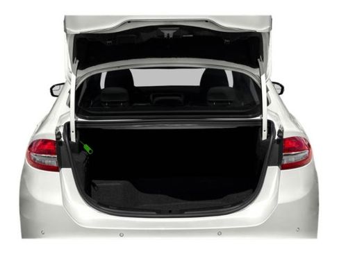 Used 2018 Ford Fusion S image 9