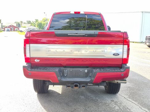 Used 2019 Ford F250 Platinum w/ Platinum Ultimate Package AWD/4WD image 7