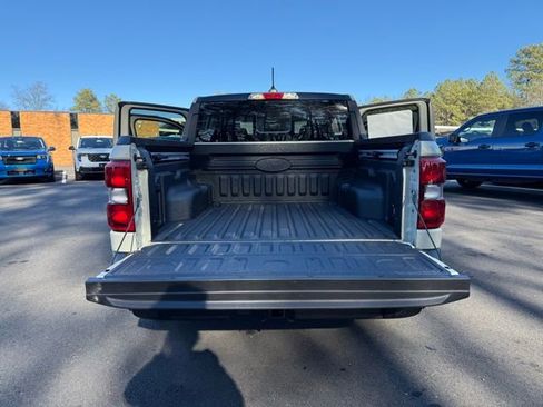 New 2025 Ford Maverick Lariat w/ Black Appearance Package image 26