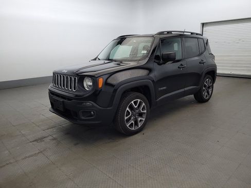 Used 2016 Jeep Renegade Latitude AWD/4WD image 2