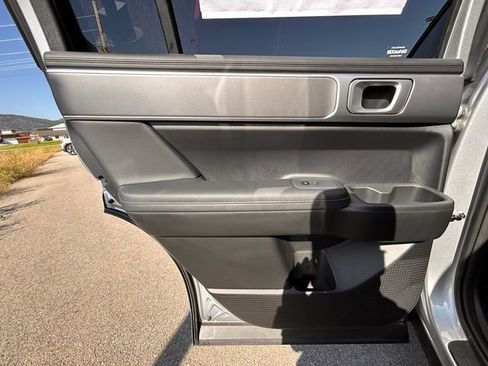 New 2026 Hyundai Santa Fe SEL image 31