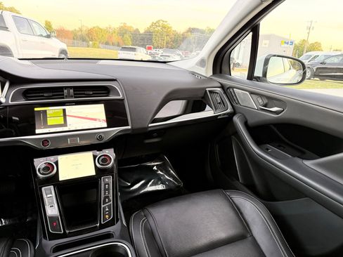 Used 2020 Jaguar I-PACE S image 45