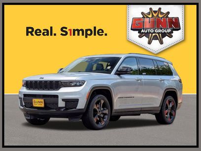 Used 2023 Jeep Grand Cherokee L Laredo