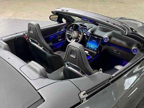 New 2025 Mercedes-Benz SL 55 AMG 4MATIC image 41