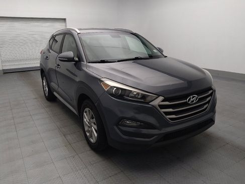 Used 2017 Hyundai Tucson SE Plus AWD/4WD image 13