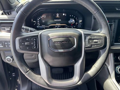 Used 2023 GMC Yukon Denali RWD image 18