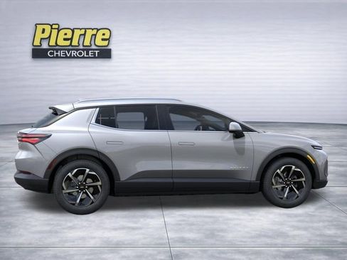 New 2026 Chevrolet Equinox EV LT image 5