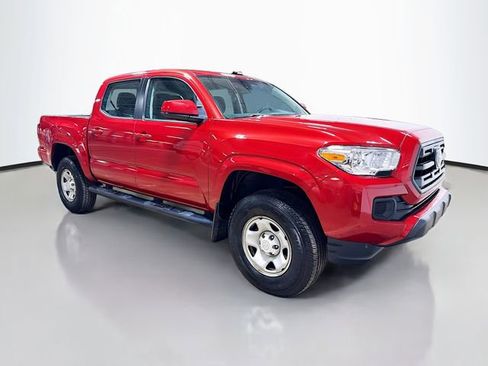 Used 2018 Toyota Tacoma SR w/ SR Convenience Package image 5